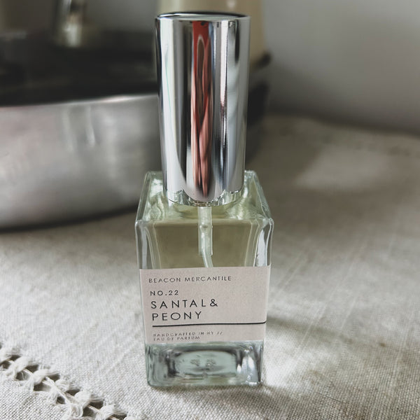 No.22 Santal & Peony // 30ml Eau de Parfum